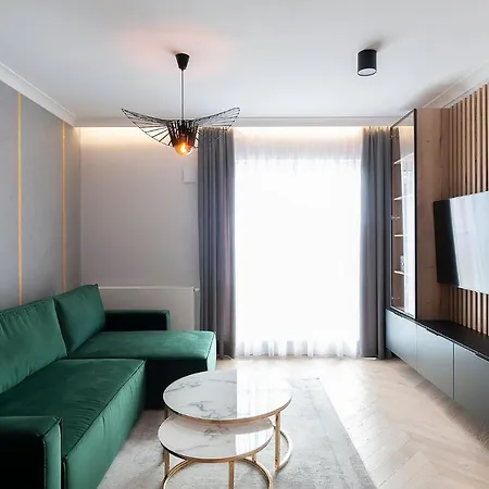Apartament Nowoczesny Apartament W Centrum Miasta. *